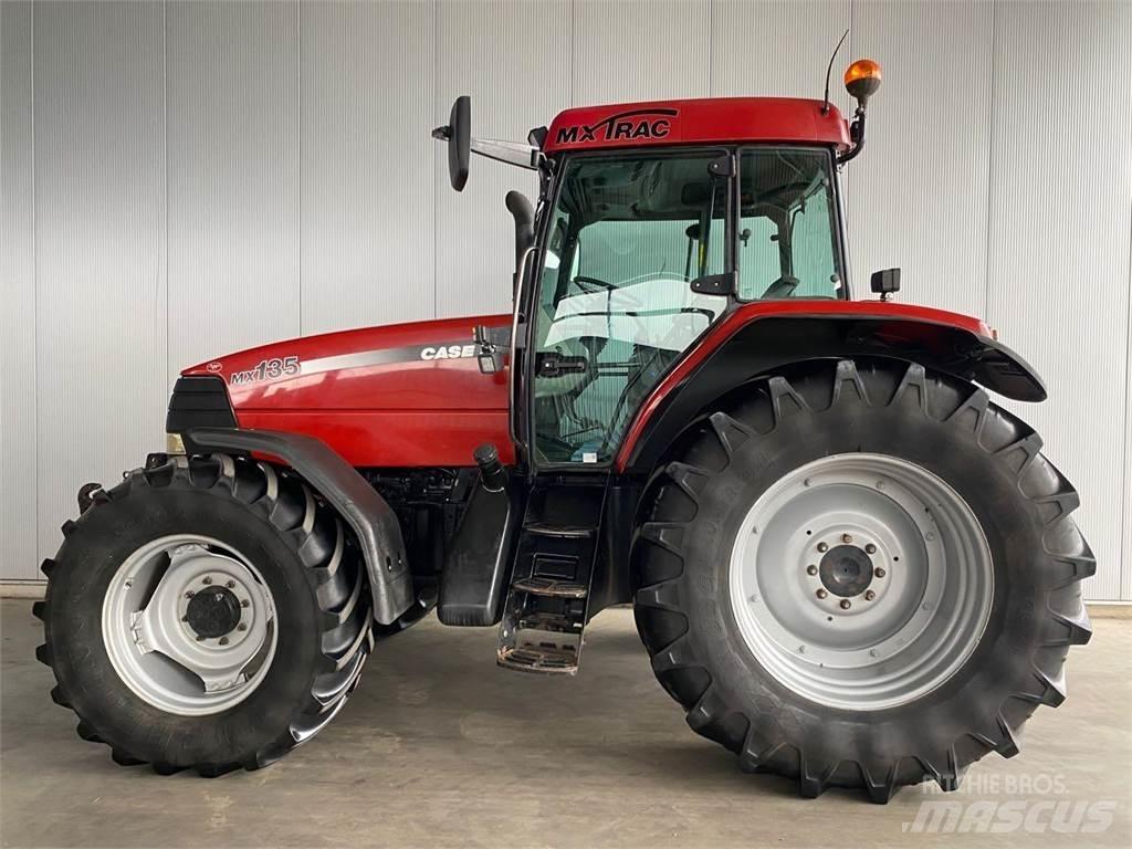 Case IH MX 135 트랙터