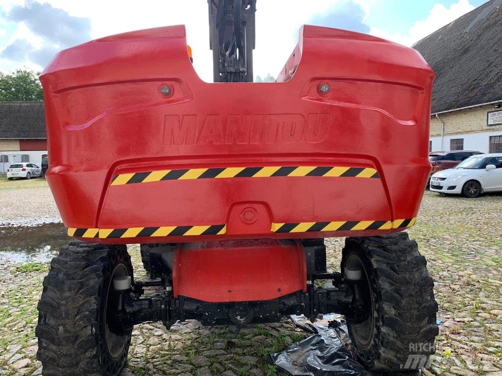 Manitou 220TJ+ 견인식 전동이동 리프트