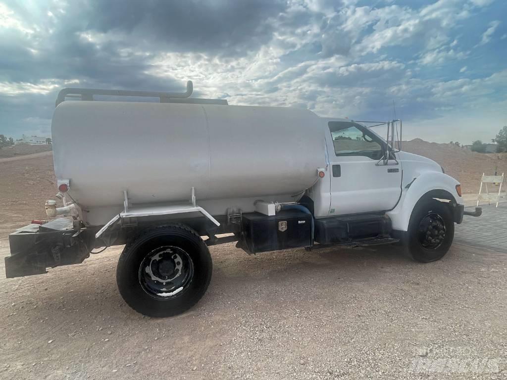 Ford F 750 XLT 급수차