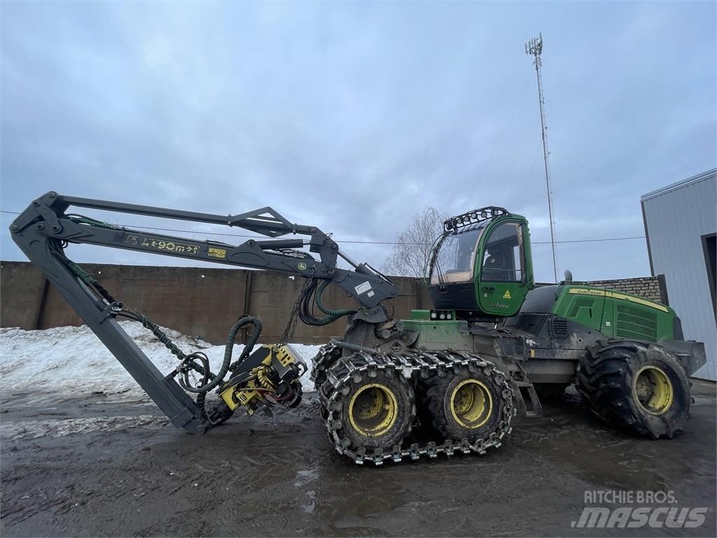 John Deere 1070G 원목 하베스터