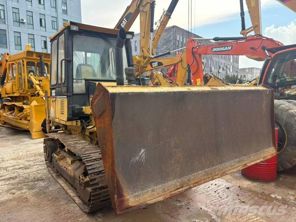 CAT D3C 크롤러 도저
