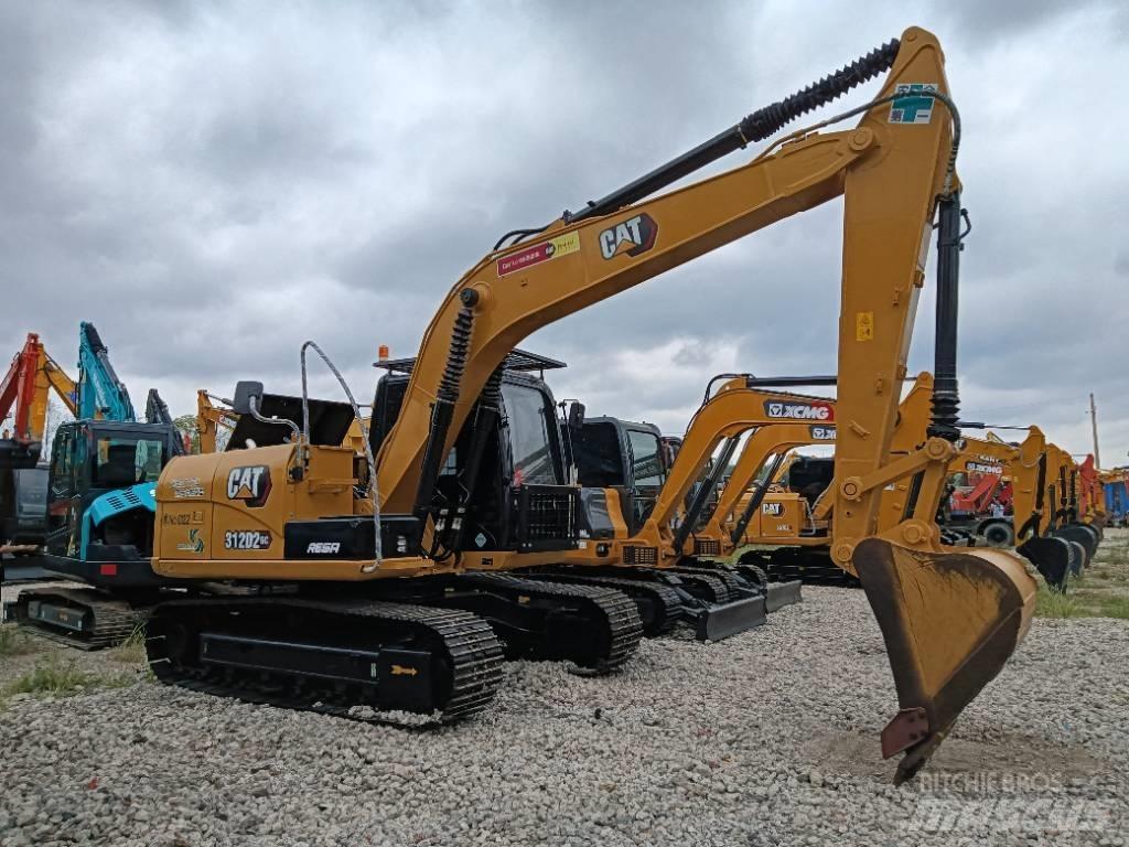 CAT 312D2GC 중형굴삭기 7톤-28톤