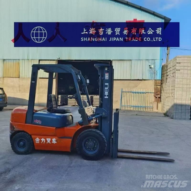 Heli H2000-25 디젤 지게차