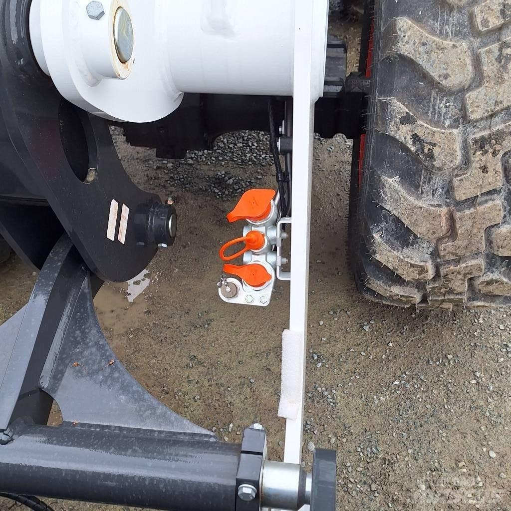 Bobcat Radlader  휠로우더
