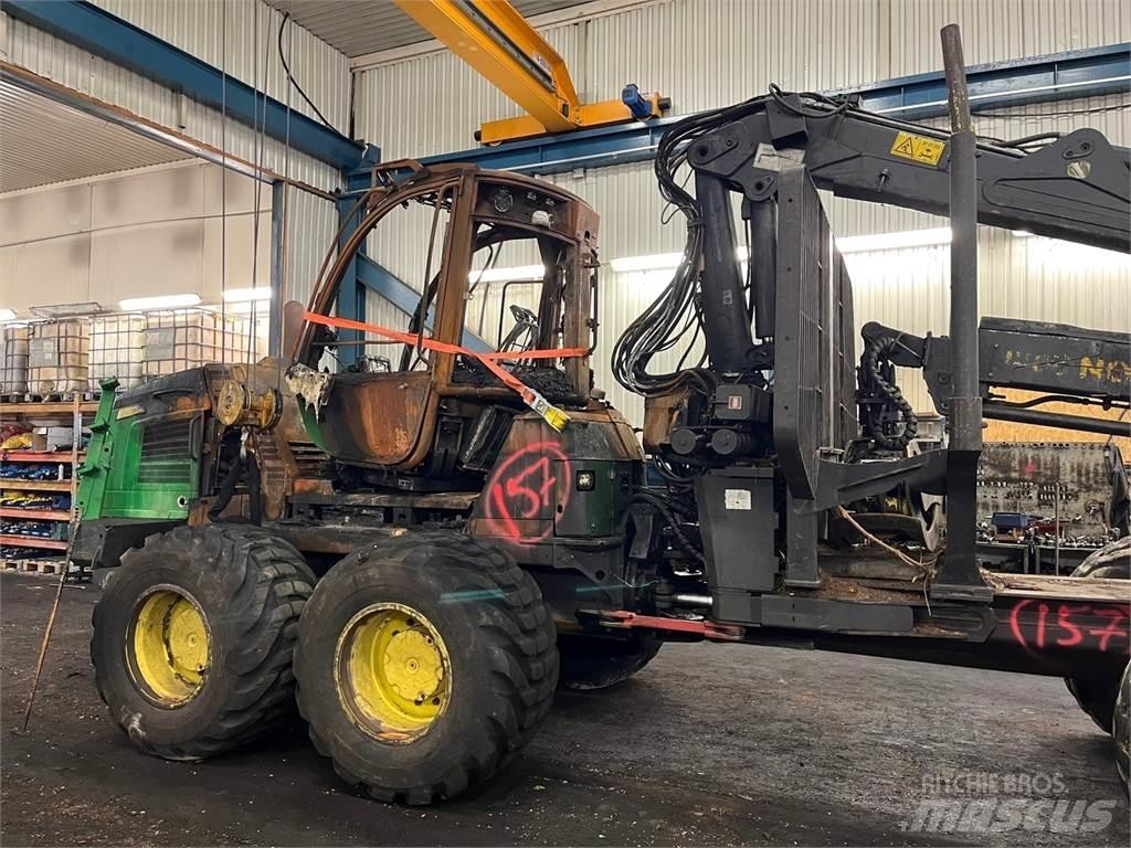 John Deere 1210E 원목 포워더