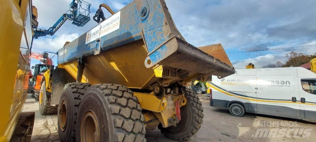 Volvo A 25 F 연결식 홀러