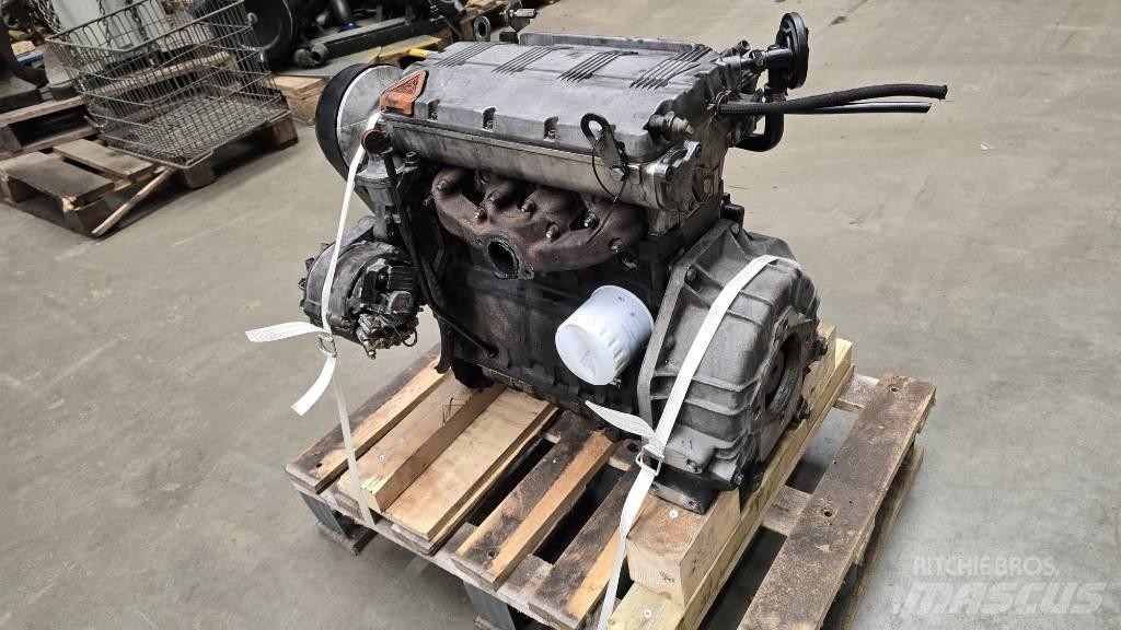 Deutz F4M1008 엔진