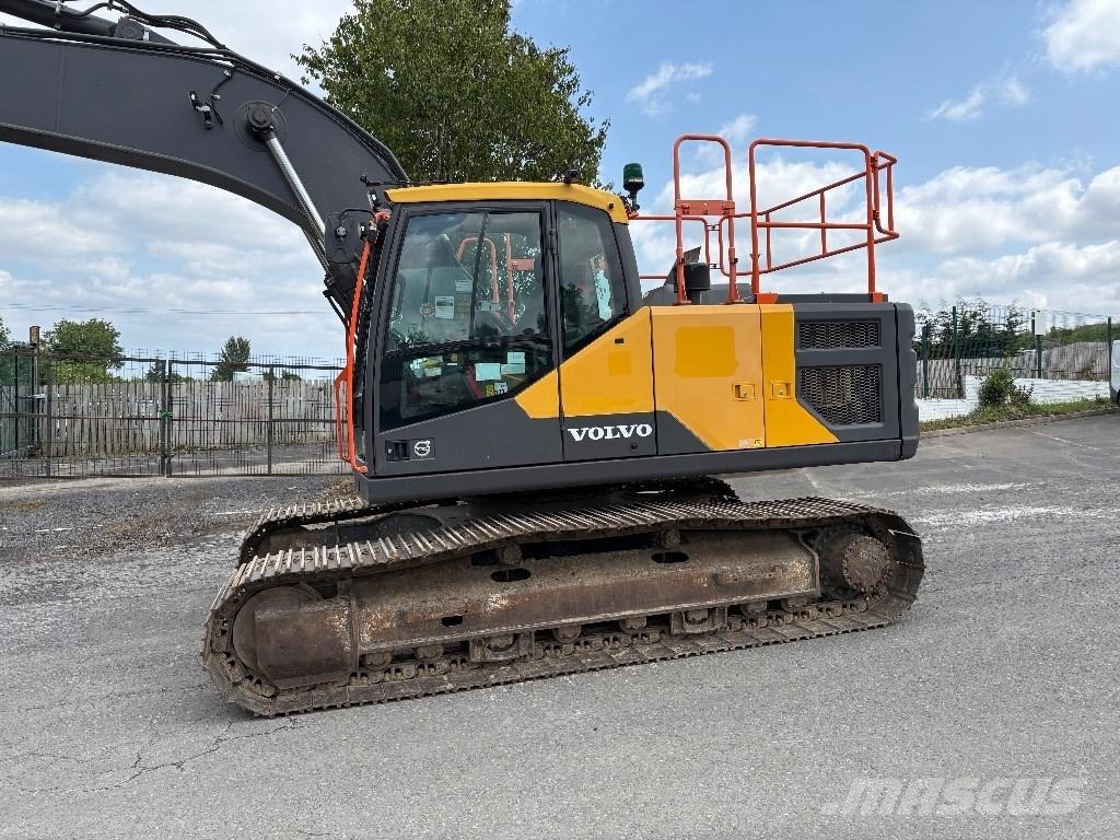 Volvo EC 200 대형 굴삭기 29톤 이상
