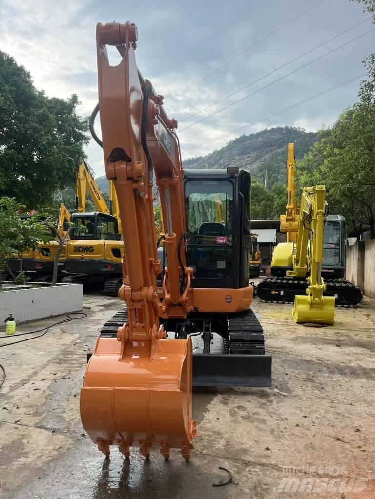CASE CX 55 B 대형 굴삭기 29톤 이상