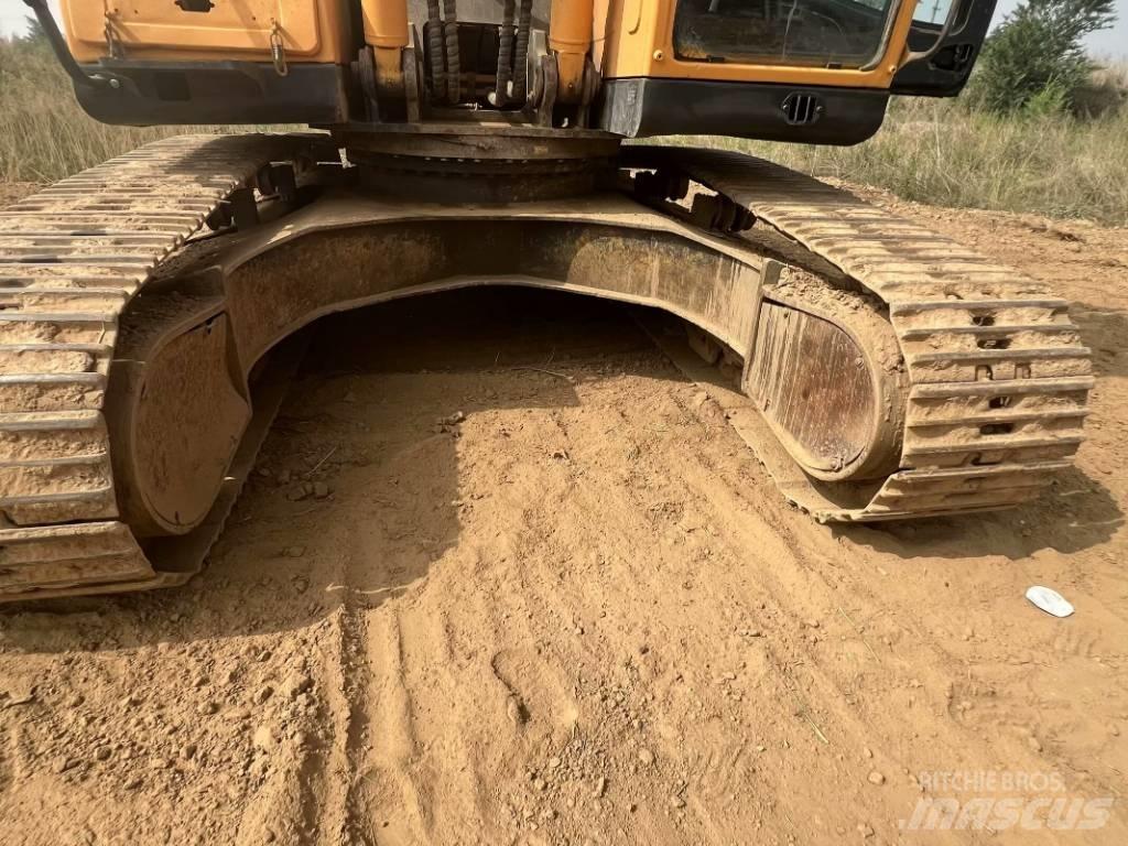 Hyundai R 305LC-9T 대형 굴삭기 29톤 이상