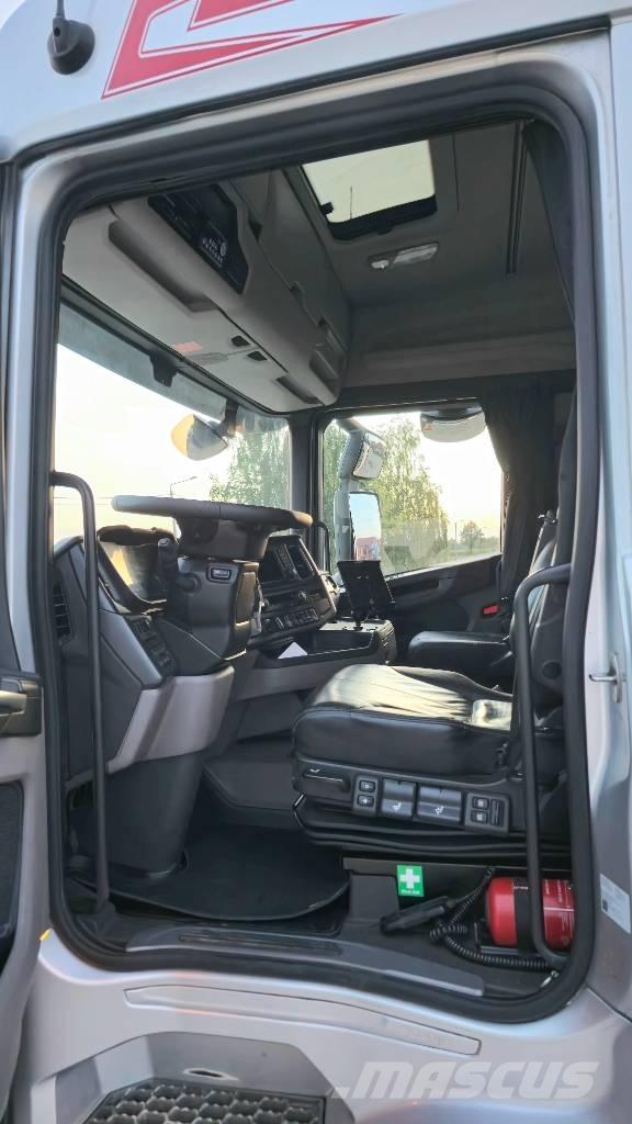 Scania R 540 크레인 트럭