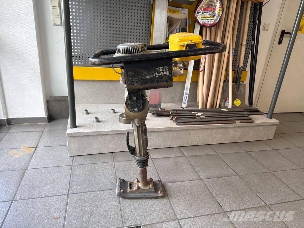 Wacker Neuson BS30 탬퍼