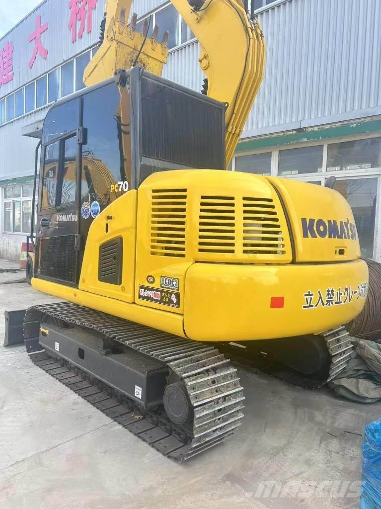 Komatsu PC 70 대형 굴삭기 29톤 이상