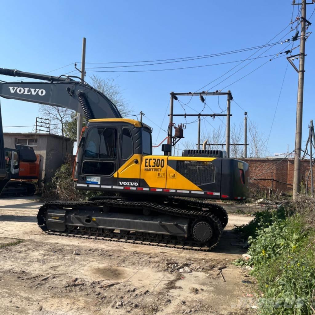 Volvo EC 300 대형 굴삭기 29톤 이상