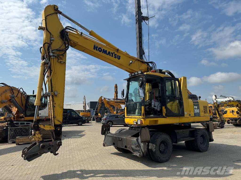 Komatsu PW 200-7  휠 굴삭기