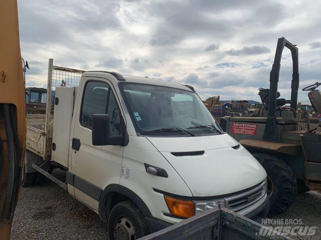 Iveco 35.10 티퍼 밴