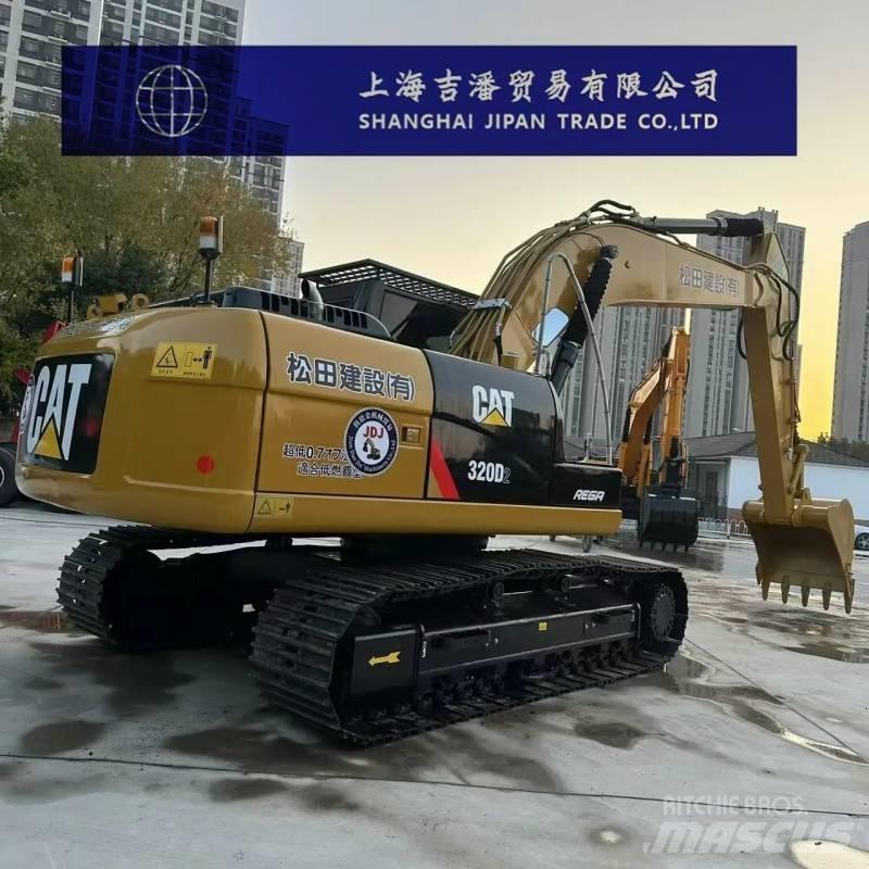 CAT 320 D 대형 굴삭기 29톤 이상