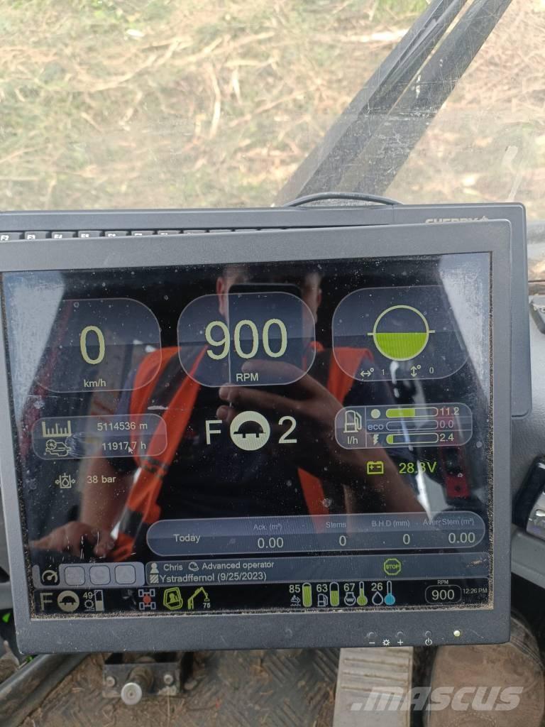 Komatsu 901 TX.1 원목 하베스터