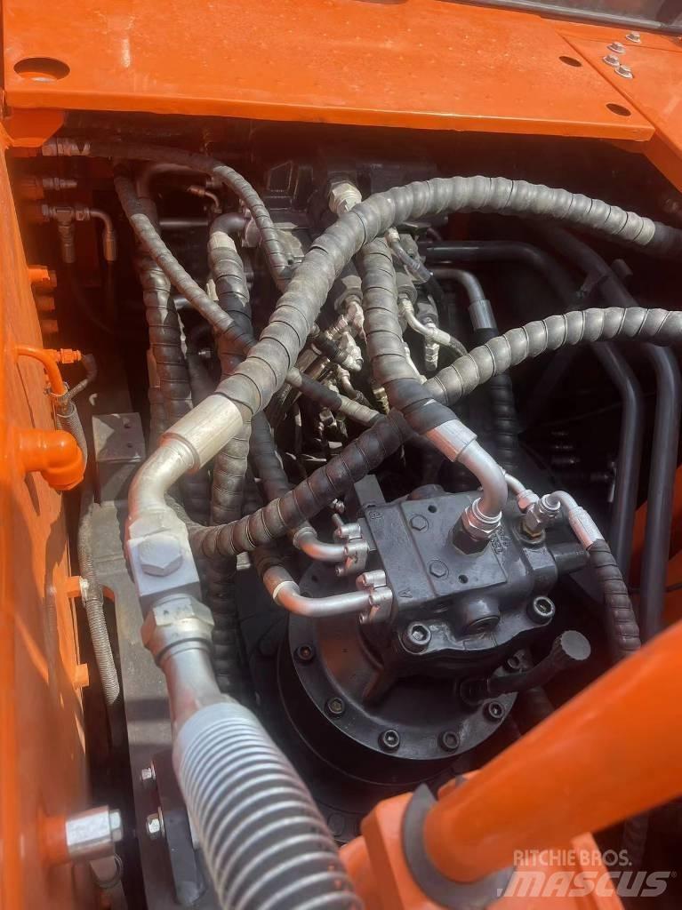 Doosan DX 225LC-9C 대형 굴삭기 29톤 이상