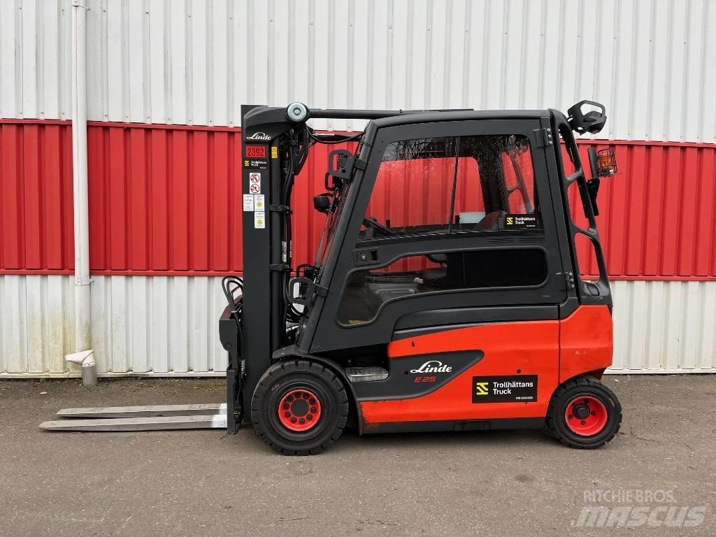 Linde E 25 전동 지게차