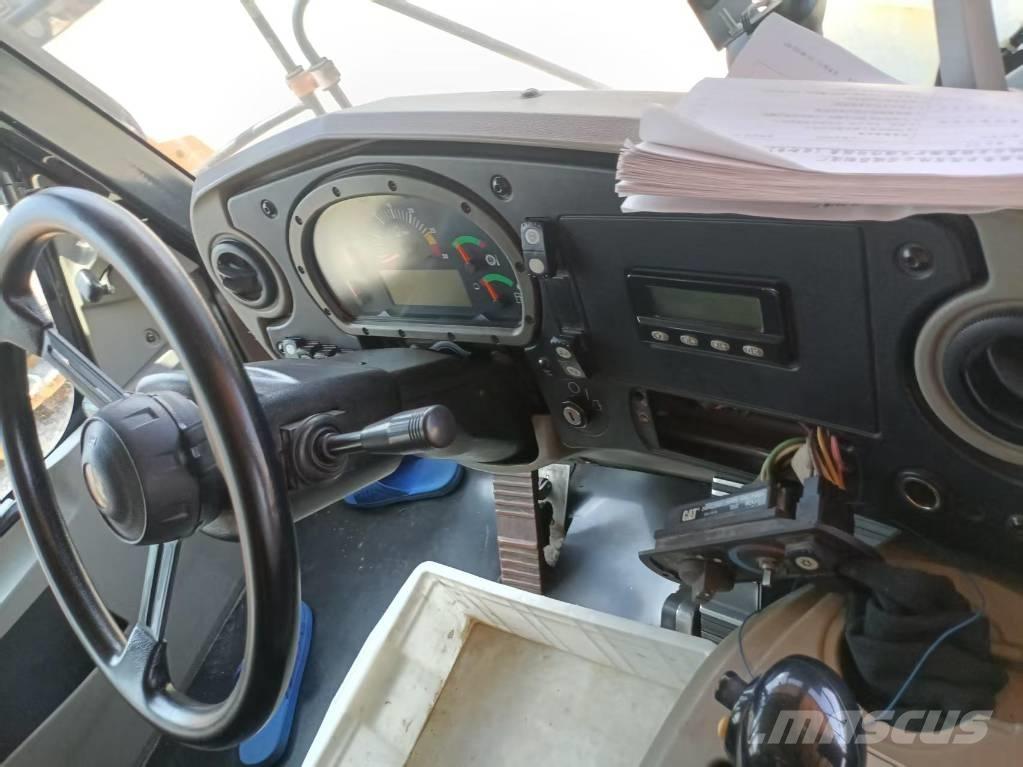 CAT 773 F 초대형 덤프 트럭