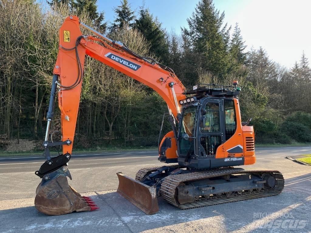 Develon DX140LCR-7 대형 굴삭기 29톤 이상