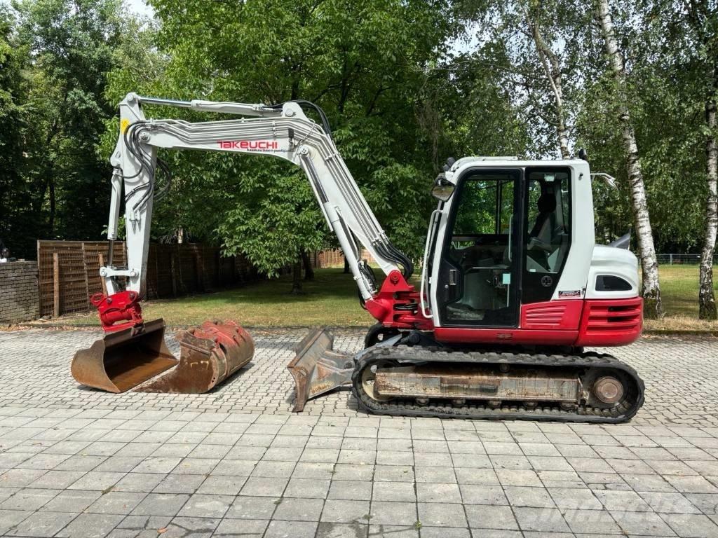 Takeuchi TB 290 중형굴삭기 7톤-28톤