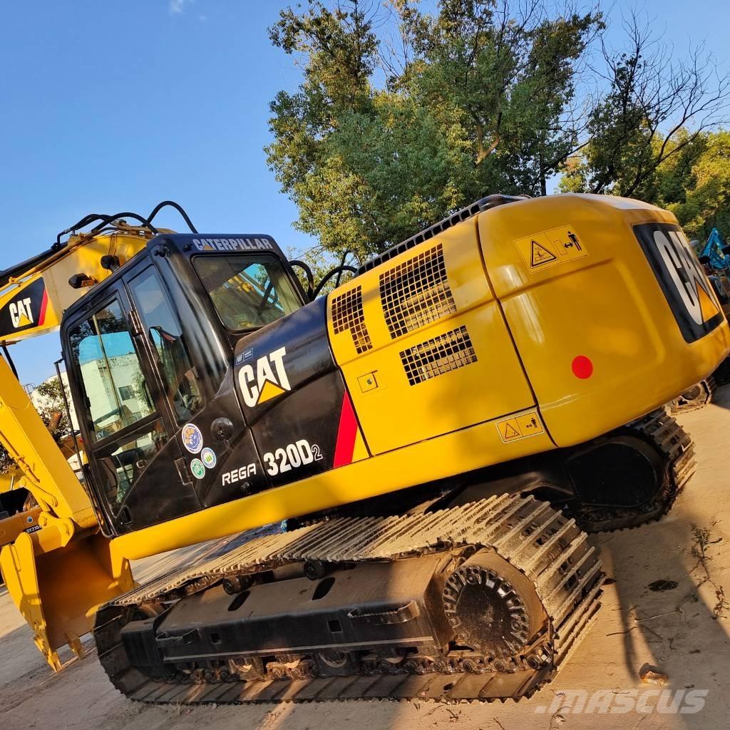 CAT 320 D2 대형 굴삭기 29톤 이상