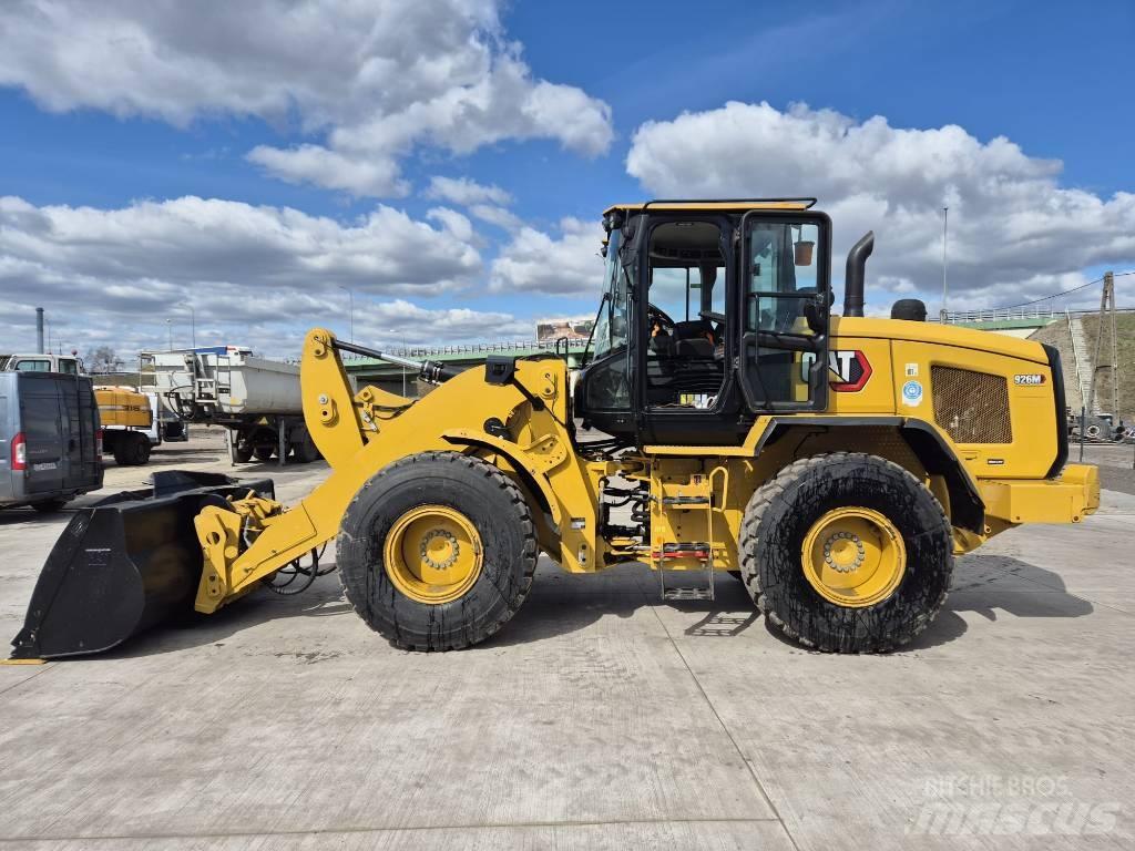 CAT 926M  휠로우더