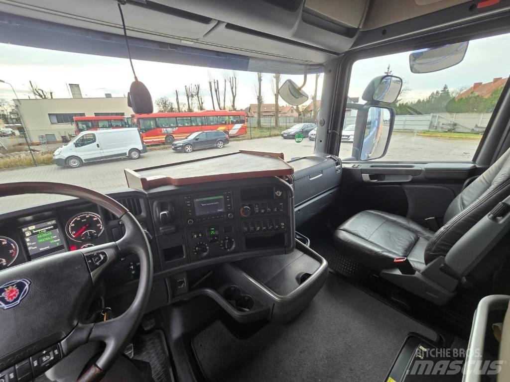 Scania R 580 목재 트럭
