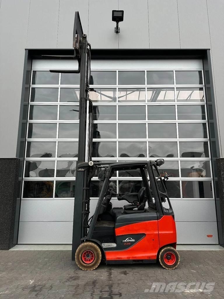 Linde E 25/600 HL 전동 지게차