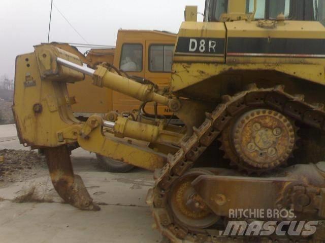 CAT D8R 크롤러 도저
