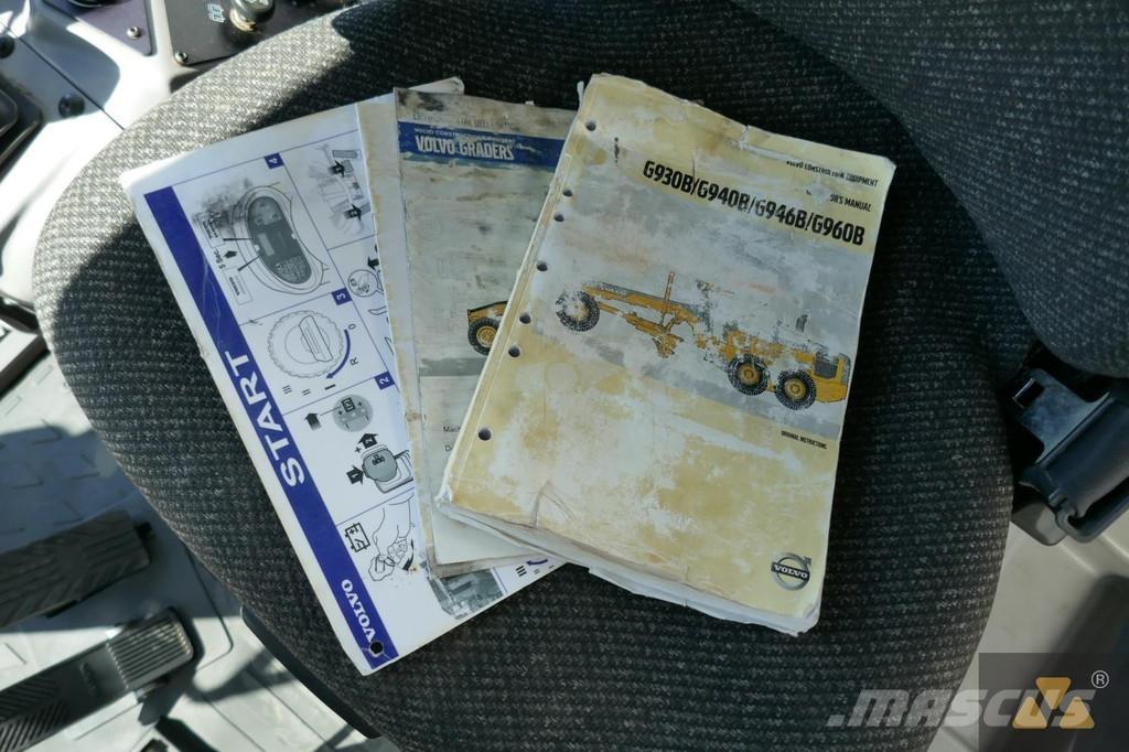 Volvo G946B AWD 그레이더