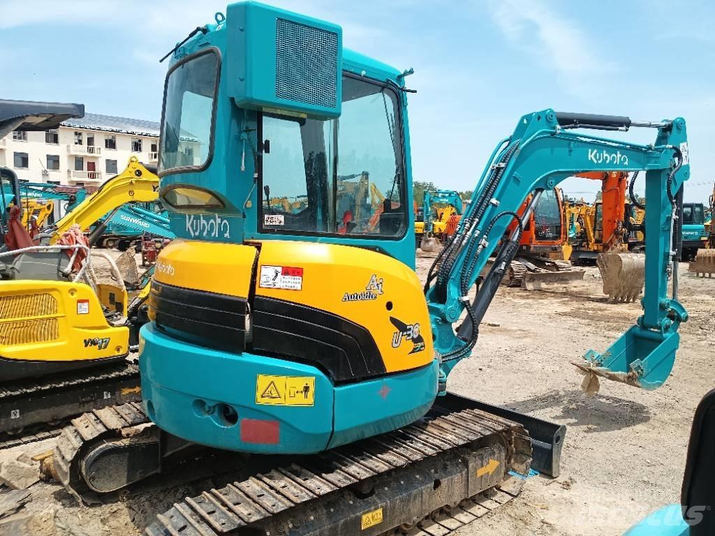 Kubota U 30 소형 굴삭기 7톤 미만