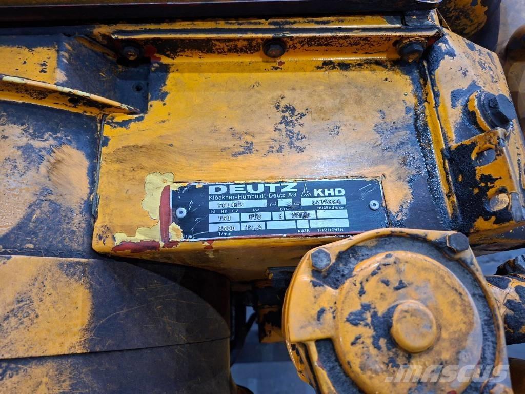  Engine Deutz F6L413 엔진