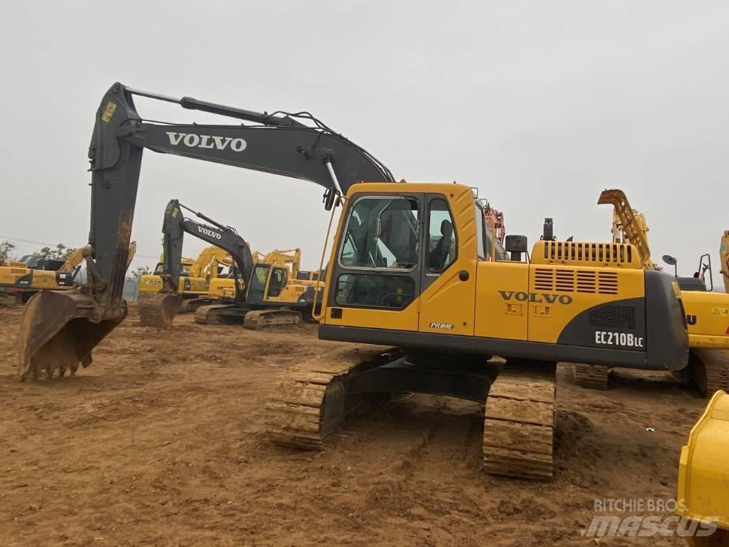 Volvo EC210BLC 대형 굴삭기 29톤 이상