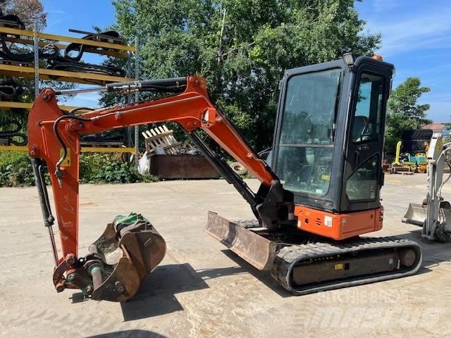 Hitachi ZX 26 소형 굴삭기 7톤 미만