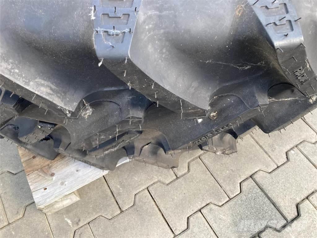 BKT 270/95R46 타이어, 휠 및 림