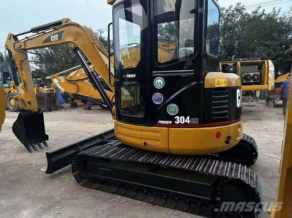 CAT 304 CR 소형 굴삭기 7톤 미만