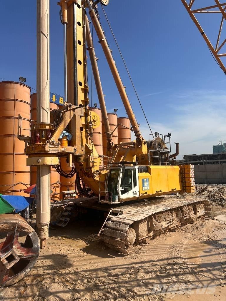 Bauer BG 48 rig.plus 중형 드릴 장비