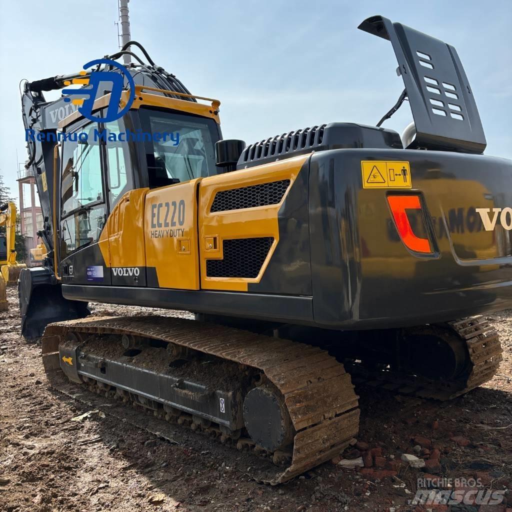 Volvo EC 220 D 대형 굴삭기 29톤 이상