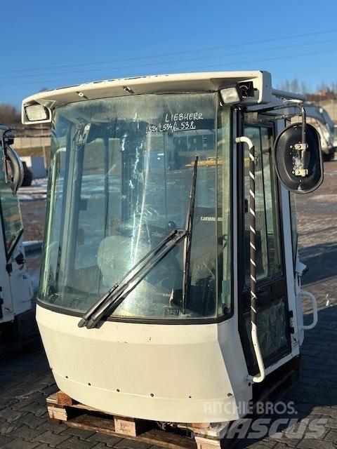 Liebherr L 538 CAB 캐빈 및 인테리어