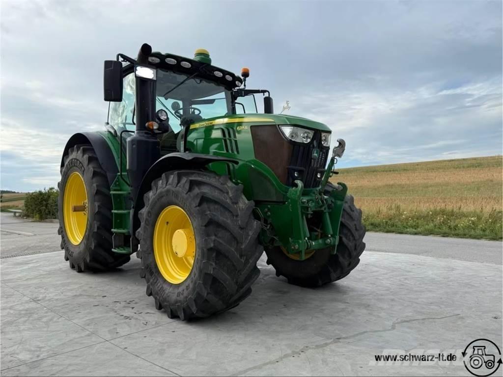 John Deere 6215R 트랙터