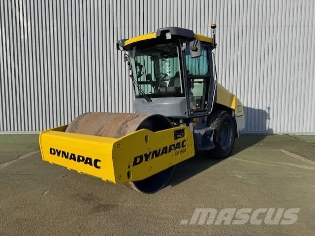 Dynapac CA 1500 D 싱글 드럼 롤러