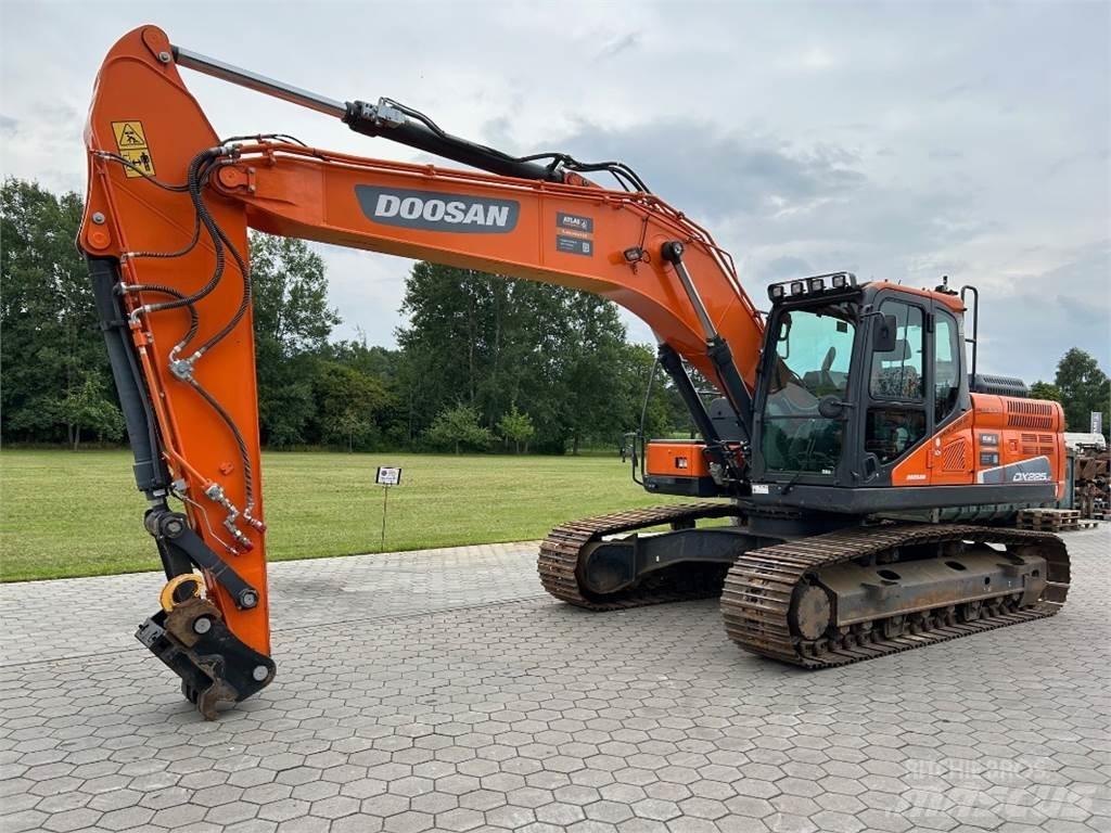 Doosan DX225LC-5 대형 굴삭기 29톤 이상