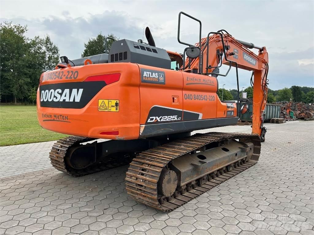 Doosan DX225LC-5 대형 굴삭기 29톤 이상