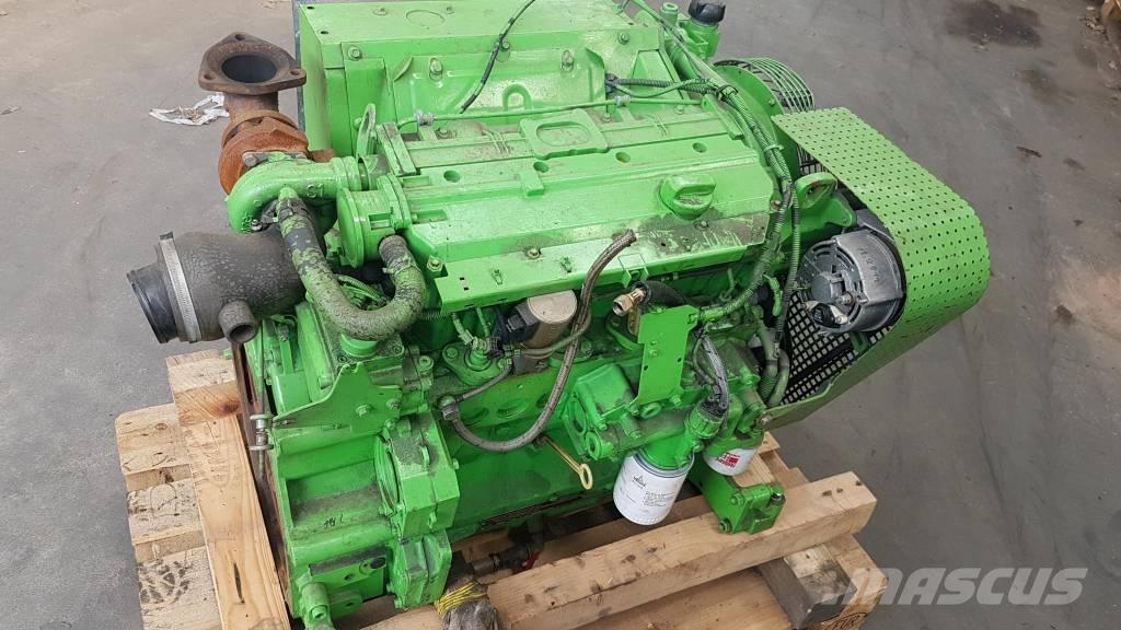 Deutz BF4M1012 엔진