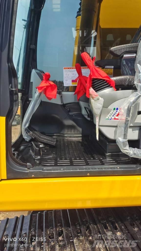Komatsu PC 220 소형 굴삭기 7톤 미만