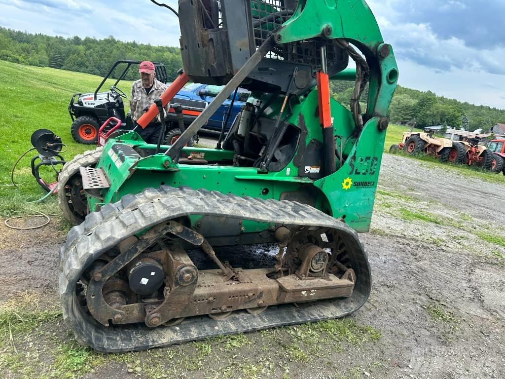 Bobcat S250  스키드로더