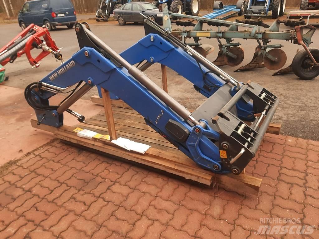 New Holland 675 LA 프론트 로더 및 굴착기
